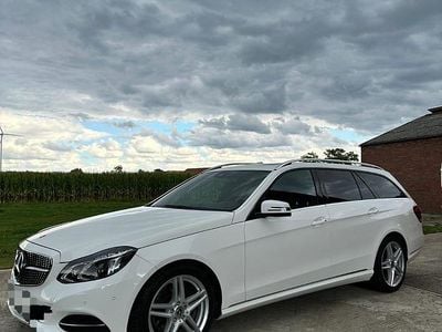Usata Mercedes E350 258 CV (189 kW) 2015 Bianco Station wagon