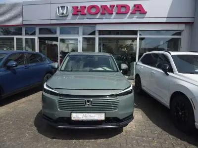 Gebraucht Honda HR-V Elegance 107 PS (78 kW) 2026 Sage green p. SUV