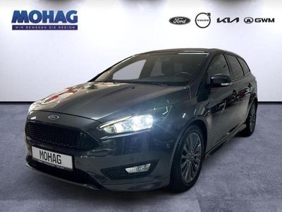 Grau Gebraucht 2017 Ford Focus ST-Line Kombi | 12.490 € (Teuer)