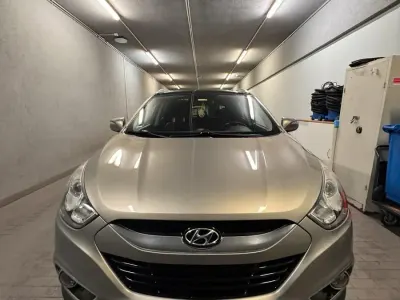 Gebraucht Hyundai Tucson Style 163 PS (119 kW) 2011 Grau SUV