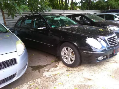 Gebraucht Mercedes E280 190 PS (139 kW) 2009 Schwarz Kombi
