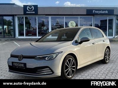 Pure white Gebraucht 2021 VW Golf VIII | 16.699 € (Superpreis)
