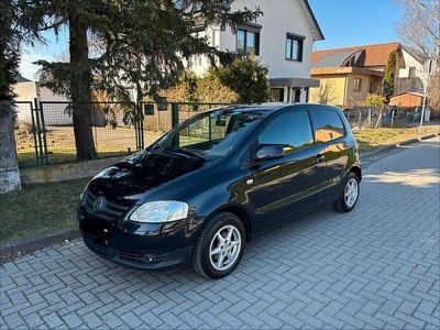 Gebraucht VW Fox Style 54 PS (39 kW) 2010 Schwarz Kleinwagen