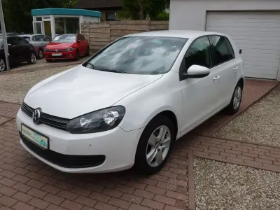 Gebraucht VW Golf VI Comfortline 80 PS (58 kW) 2010 Weiß Kleinwagen