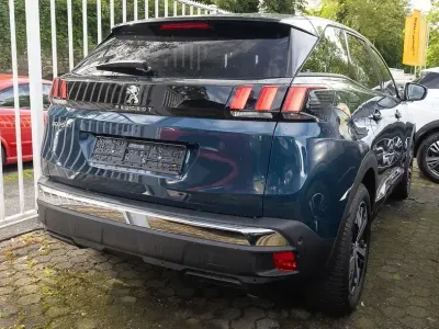 Gebraucht Peugeot 3008 Allure 131 PS (96 kW) 2024 Blau SUV