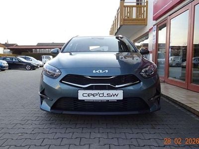 Neu Kia Ceed Sportswagon 140 PS (102 kW) 2026 Yukka steel Kombi