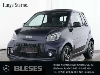 Bodypanels in sapphire blue () Gebraucht 2023 Smart ForTwo Electric Drive Prime Cabrio | 18.500 € (Etwas zu teuer)