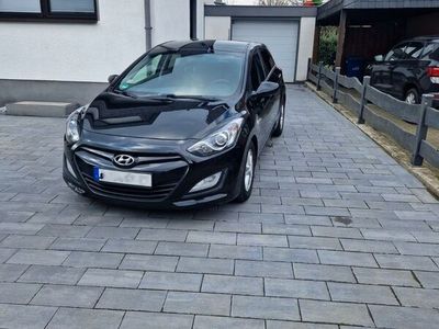 gebraucht Hyundai i30 1.6 CRDi 94kW Trend blue Trend