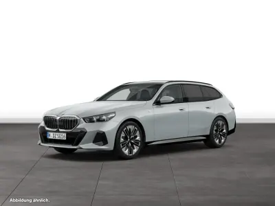 Gebraucht BMW 540 M Sport 286 PS (210 kW) 2025 Grau Kombi