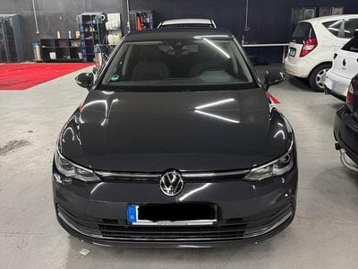 Second-hand VW Golf VIII GTE 245 CP (180 kW) 2020 Gri Berlinǎ