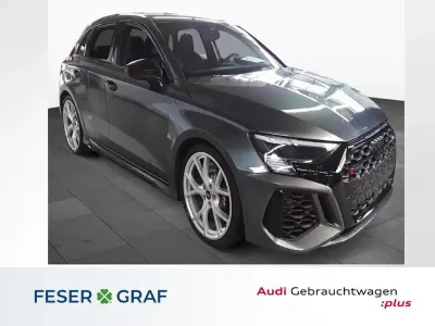 Gebraucht Audi RS3 Sport 400 PS (294 kW) 2023 Grau Limousine