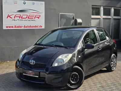 Gebraucht Toyota Yaris Cool 69 PS (50 kW) 2009 Schwarz Kleinwagen