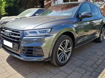 Używany Audi Q5 Sport 190 KM (139 kW) 2020 Szary SUV