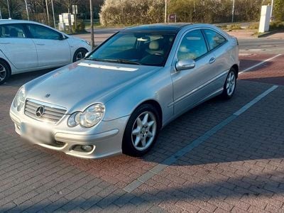 Usata Mercedes 230 163 CV (119 kW) 2004 Coupé