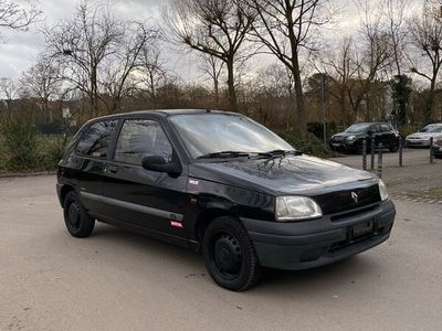 gebraucht Renault Clio mit TÜV 3/25