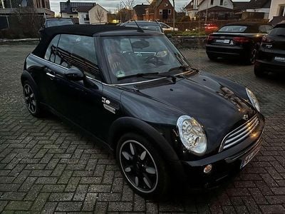 Gebraucht Mini Cooper Cabriolet 116 PS (85 kW) 2007 Astro black metallic Cabrio