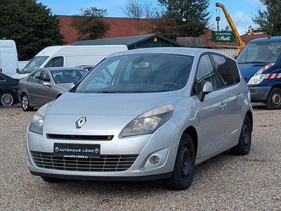 Silber Gebraucht 2011 Renault Scénic III Dynamique Van / Kleinbus | 4.690 € (Fairer Preis)