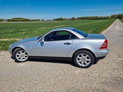 Usata Mercedes SLK200 136 CV (100 kW) 1998 Argento Cabrio