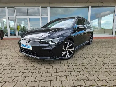 Gebraucht VW Golf VIII R-line 131 PS (96 kW) 2024 Schwarz Kombi