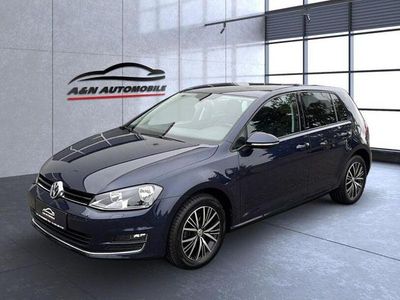 Blau Gebraucht 2016 VW Golf VII Allstar Limousine | 11.990 € (Fairer Preis)