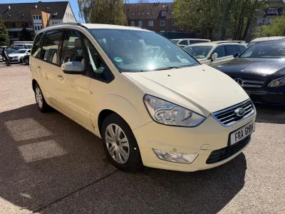 Begagnad Ford Galaxy Champions Edition 140 HK (102 kW) 2013 Brun Minibuss