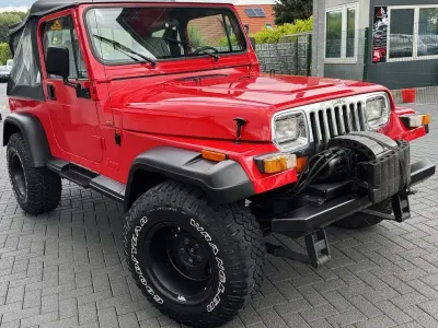 Occasion Jeep Wrangler Sport 121 ch (88 kW) 1991 Rouge SUV