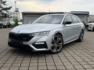 Gebraucht Skoda Octavia RS 200 PS (147 kW) 2023 Brilliantsilber metallic Kombi