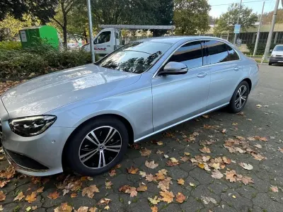 Gebraucht Mercedes E200 160 PS (117 kW) 2021 Grau Limousine