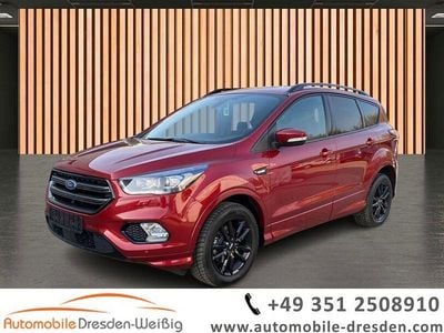 Gebraucht Ford Kuga ST-Line 150 PS (110 kW) 2019 Rot rubyrot (metallic) (metallic) SUV