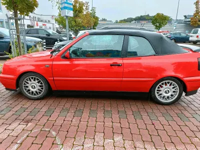 Gebraucht VW Golf Cabriolet Edition 90 PS (66 kW) 1995 Rot Cabrio