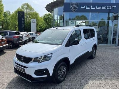 Gebraucht Peugeot Rifter Allure 131 PS (96 kW) 2023 Weiss Van / Kleinbus