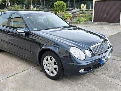 Mercedes E240