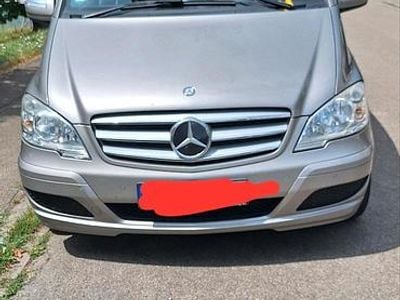 Mercedes Viano