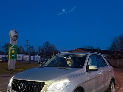 Second-hand Mercedes ML350 258 CP (189 kW) 2012 Argintiu SUV