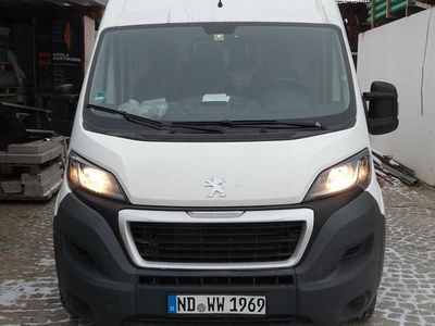 Weiß Gebraucht 2016 Peugeot Boxer Van | 19.500 €