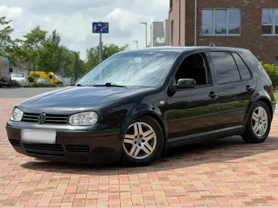 Gebraucht VW Golf IV Edition 75 PS (55 kW) 2000 Schwarz Kleinwagen