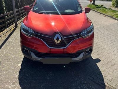 Begagnad Renault Kadjar 130 HK (95 kW) 2015 Röd SUV
