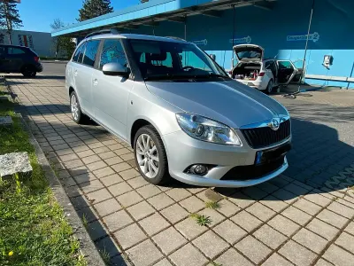Gebraucht Skoda Fabia Best of 105 PS (77 kW) 2014 Silber Kombi