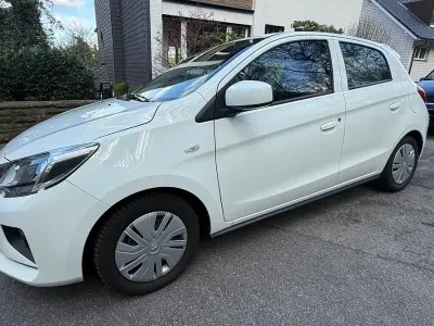 Gebraucht Mitsubishi Space Star Select 71 PS (52 kW) 2022 Weiß Kleinwagen
