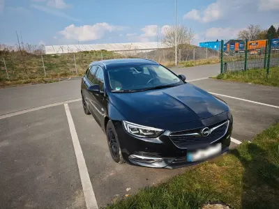Gebraucht Opel Insignia 136 PS (100 kW) 2019 Schwarz Limousine