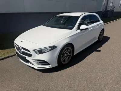 Gebraucht Mercedes A180 AMG line 136 PS (100 kW) 2019 Weiß Limousine
