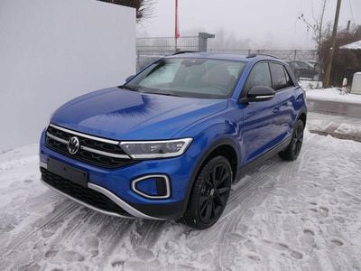 Neu VW T-Roc Style 150 PS (110 kW) 2026 Petroleum blue metallic SUV