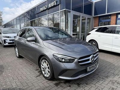 Usata Mercedes B200 163 CV (119 kW) 2019 Grigio Monovolume