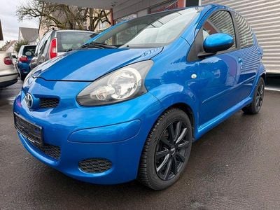 Gebraucht Toyota Aygo 68 PS (50 kW) 2009 Blau Kleinwagen