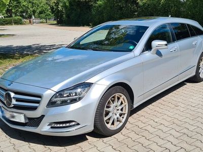 Mercedes CLS350 Shooting Brake