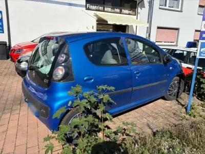 Gebraucht Citroën C1 68 PS (50 kW) 2011 Blau Kleinwagen