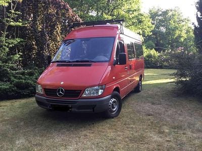 Rot Gebraucht 2006 Mercedes Sprinter Van | 25.500 €