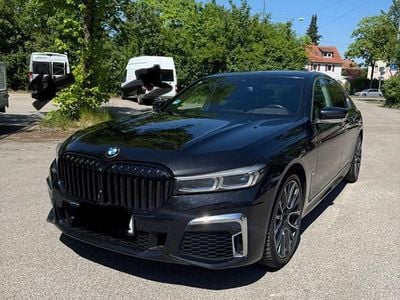 Gebraucht BMW 740 Performance 320 PS (235 kW) 2019 Schwarz Limousine