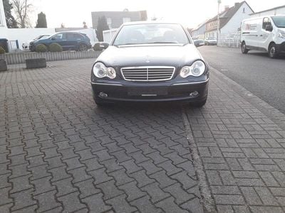 Gebraucht Mercedes C200 Avantgarde 170 PS (125 kW) 2003 Blau Limousine