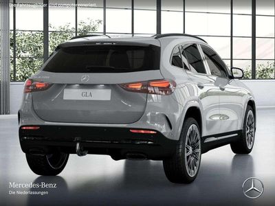 Usata Mercedes GLA200 AMG 163 CV (119 kW) 2025 Grigio SUV